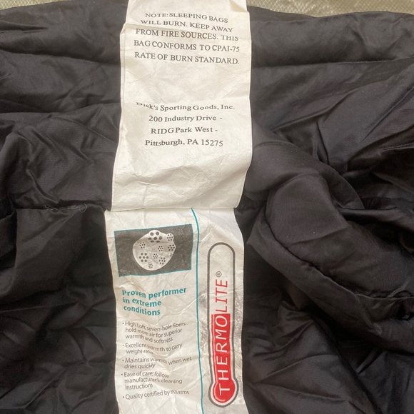 Thermolite Sleeping bag Sierra designs established 1965 - Picture 9 of 16